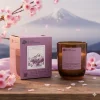 grossiste-bougie-la-casa-de-los-aromas-2.webp Kvapioji žvakė „Cherry Blossom“ 110 g – La Casa de los Aromas